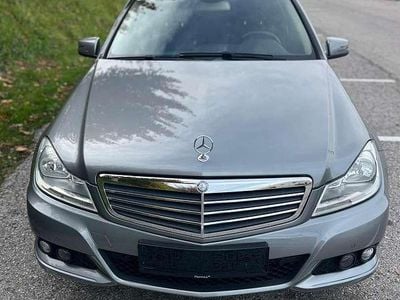 Grau Gebraucht 2013 Mercedes C180 Kombi | € 11.500 (Fairer Preis)