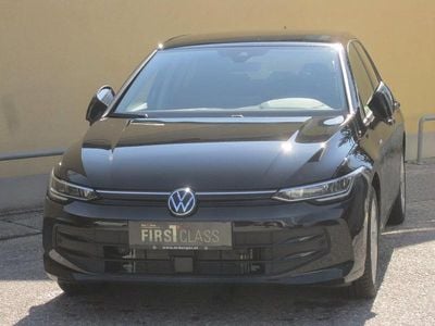 Gebraucht VW Golf VIII 150 PS (110 kW) 2024 Schwarz  metallic Limousine