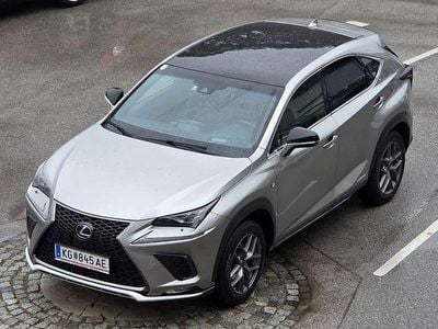 Grau Gebraucht 2017 Lexus NX300h Sport Line SUV | € 23.900