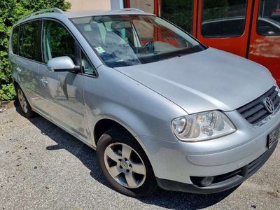 gebraucht VW Touran 1.6 FSI Trendline Euro4 Klima 150000km!!!