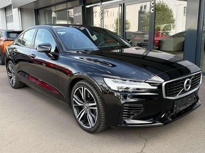 Schwarz Gebraucht 2020 Volvo S60 R-Design Limousine | € 28.000