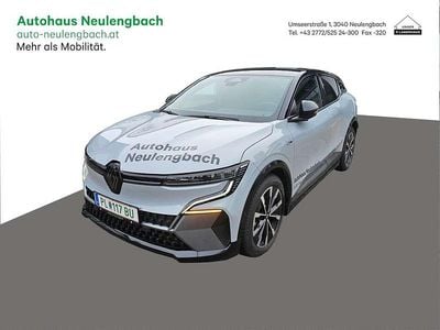 Grau Gebraucht 2025 Renault Megane E-Tech Esprit Alpine Limousine | € 38.250 (Fairer Preis)