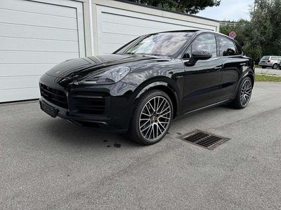 Schwarz Gebraucht 2023 Porsche Cayenne E-Hybrid Coupe Platinum Edition Coupé | € 98.900