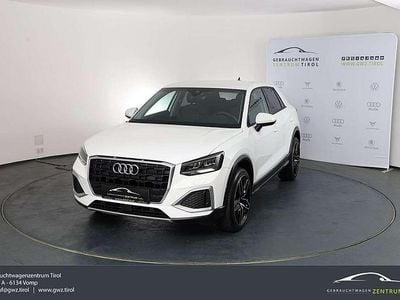 Weiß Gebraucht 2021 Audi Q2 Comfort SUV | € 25.990 (Fairer Preis)