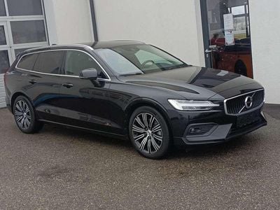 Schwarz Gebraucht 2020 Volvo V60 Momentum Kombi | € 24.990 (Etwas zu teuer)