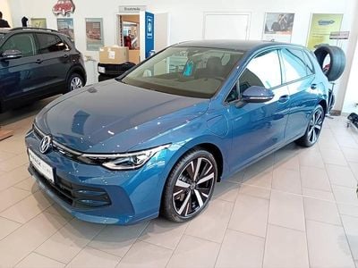 Neu VW Golf VIII 204 PS (150 kW) 2025 Mittelblau  normal Limousine
