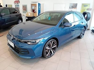 Mittelblau normal Neu 2025 VW Golf VIII Limousine | € 37.490 (Fairer Preis)