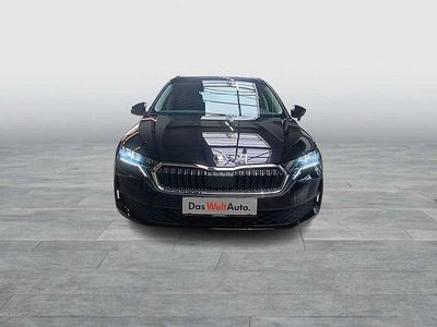 Schwarz metallicperleffektno Gebraucht 2025 Skoda Octavia Essence Kombi | € 28.990 (Fairer Preis)