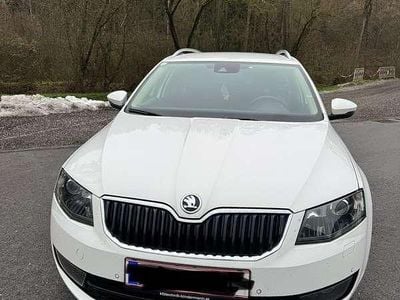 Gebraucht 2016 Skoda Octavia LAURIN & KLEMENT Kombi | € 12.650 (Guter Preis)