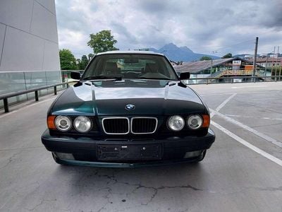 Grün Gebraucht 1994 BMW 525 Executive Limousine | € 18.900
