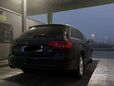Gebraucht Audi A4 143 PS (105 kW) 2012 Schwarz Kombi