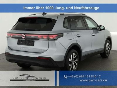 Silber Neu 2025 VW Tiguan Life SUV | € 45.545 (Fairer Preis)