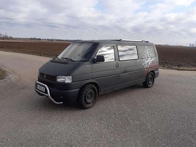 Schwarz Gebraucht 1997 VW T4 Van | € 23.000