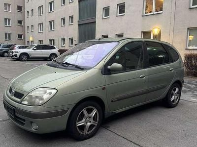 Gebraucht 2002 Renault Scénic Van / Kleinbus | € 2.150