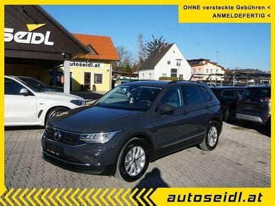 Gebraucht VW Tiguan Life 150 PS (110 kW) 2021 Grau SUV