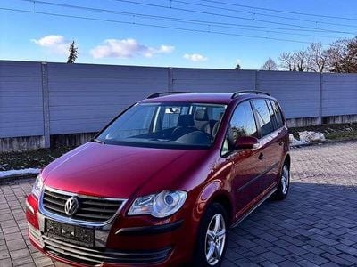 Gebraucht VW Touran 102 PS (75 kW) 2008 Rot Van / Kleinbus