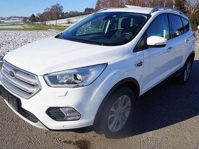 Weiß Gebraucht 2019 Ford Kuga Titanium SUV | € 9.690 (Superpreis)