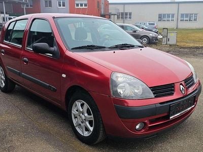 Gebraucht Renault Clio II 58 PS (42 kW) 2004 Rot Limousine