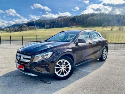 gebraucht Mercedes GLA180 Automatik