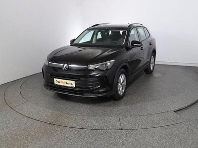 Neu VW Tiguan 130 PS (95 kW) 2026 Schwarz  metallic SUV