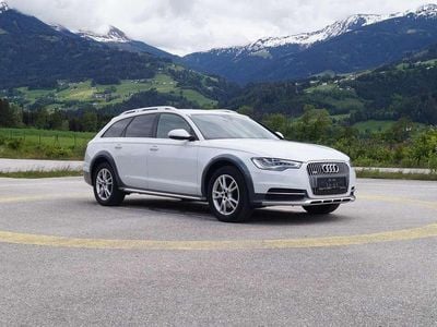 Weiß Gebraucht 2012 Audi A6 Allroad Kombi | € 15.200 (Etwas zu teuer)