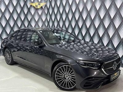 Grau Gebraucht 2024 Mercedes E300 AMG Line Premium Limousine | € 54.999 (Fairer Preis)