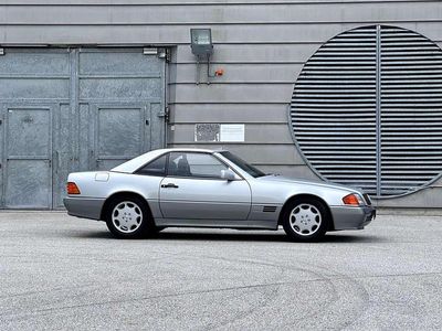 Silber Gebraucht 1991 Mercedes SL300 Cabrio | € 11.990