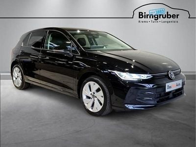 Neu VW Golf VIII 115 PS (84 kW) 2026 Schwarz  metallic