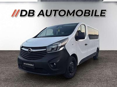 Weiß Gebraucht 2015 Opel Vivaro Van / Kleinbus | € 13.990