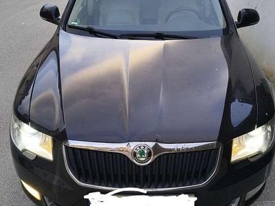 Schwarz Gebraucht 2011 Skoda Superb Elegance Kombi | € 6.800 (Guter Preis)
