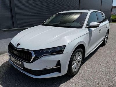 Weiss metallic Gebraucht 2024 Skoda Octavia Selection Kombi | € 34.990 (Teuer)