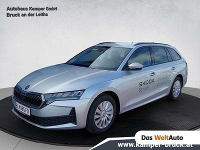 Silber metallic Gebraucht 2025 Skoda Octavia Essence Kombi | € 31.890
