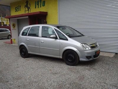 Silber Gebraucht 2010 Opel Meriva Van / Kleinbus | € 2.501