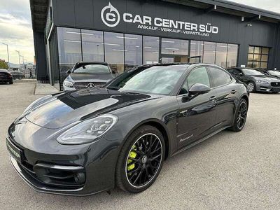 Porsche Panamera 4