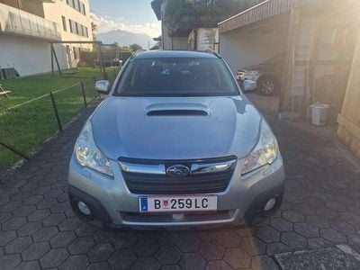 Silber Gebraucht 2014 Subaru Outback SUV | € 8.300 (Fairer Preis)