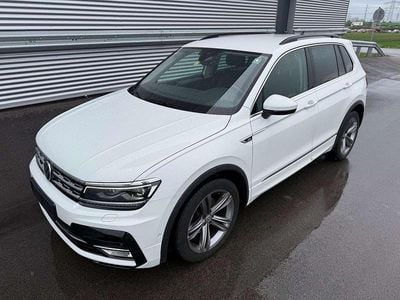 Weiß Gebraucht 2016 VW Tiguan R-line SUV | € 20.990 (Etwas zu teuer)