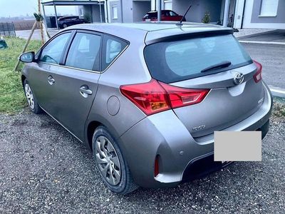 Gebraucht 2013 Toyota Auris Active Limousine | € 5.400 (Guter Preis)