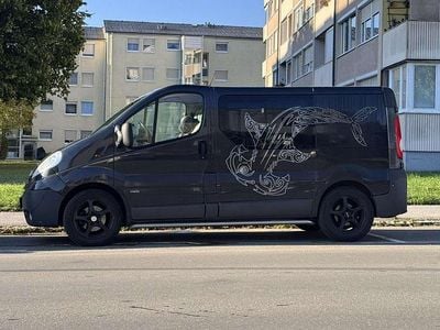 Schwarz Gebraucht 2010 Opel Vivaro Van / Kleinbus | € 8.990