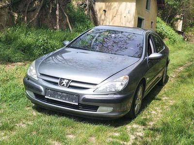 Peugeot 607