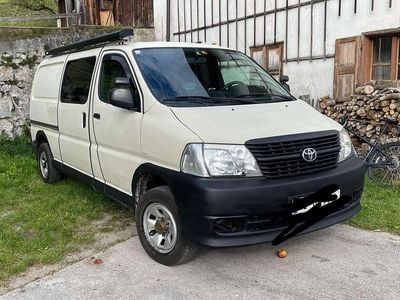 Beige Gebraucht 2011 Toyota HiAce Van | € 18.000