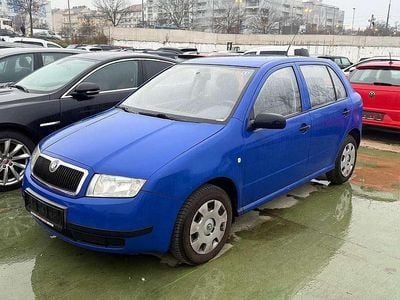 Blau Gebraucht 2001 Skoda Fabia Classic Limousine | € 990