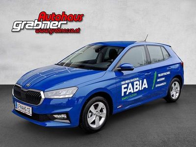Neu Skoda Fabia Essence 80 PS (58 kW) 2026 Mittelblau  normal