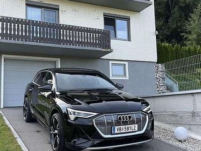 Gebraucht Audi e-tron S-Line 230 kW (313 PS) 2020 SUV
