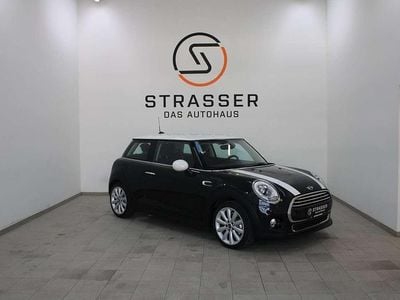 Schwarz metallic Gebraucht 2016 Mini Cooper D Kleinwagen | € 12.990