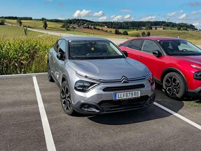 Grau Gebraucht 2022 Citroën e-C4 Shine Limousine | € 16.000 (Superpreis)