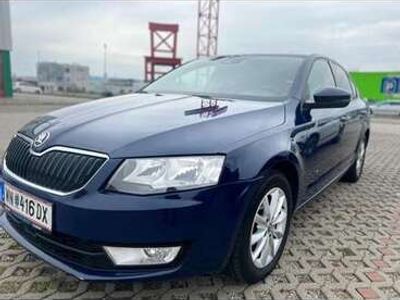 gebraucht Skoda Octavia 16 TDI Style DSG