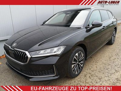 Neu Skoda Superb Selection 193 PS (141 kW) 2025 Ebonyschwarz metallic Kombi