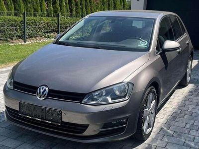 Grau Gebraucht 2013 VW Golf VII Comfortline Limousine | € 9.900 (Fairer Preis)