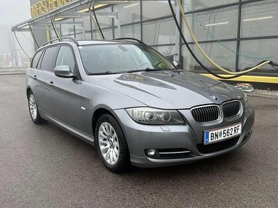 Grau Gebraucht 2009 BMW 318 Advantage Kombi | € 6.500 (Etwas zu teuer)