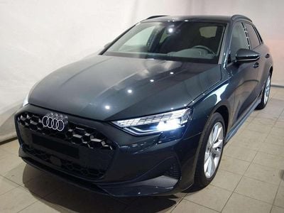 Grau Gebraucht 2025 Audi A3 Sportback Advanced Kleinwagen | € 34.990